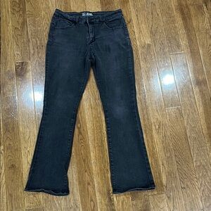 No Boundaries Mid Rise Bootcut Black Jeans Size 13